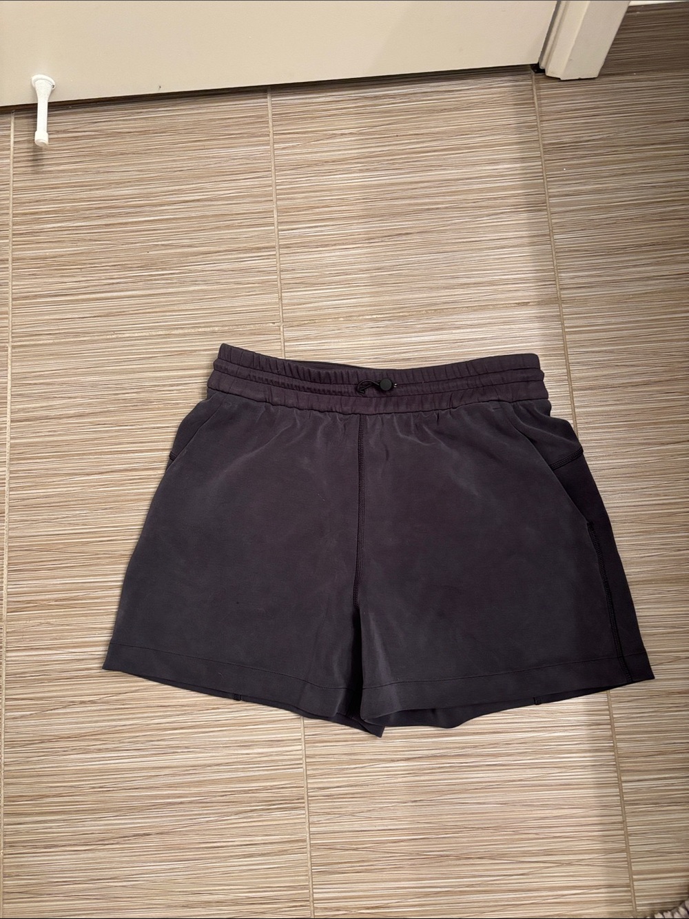 lululemon athletica Black softstream high rise Athletic Shorts 4”